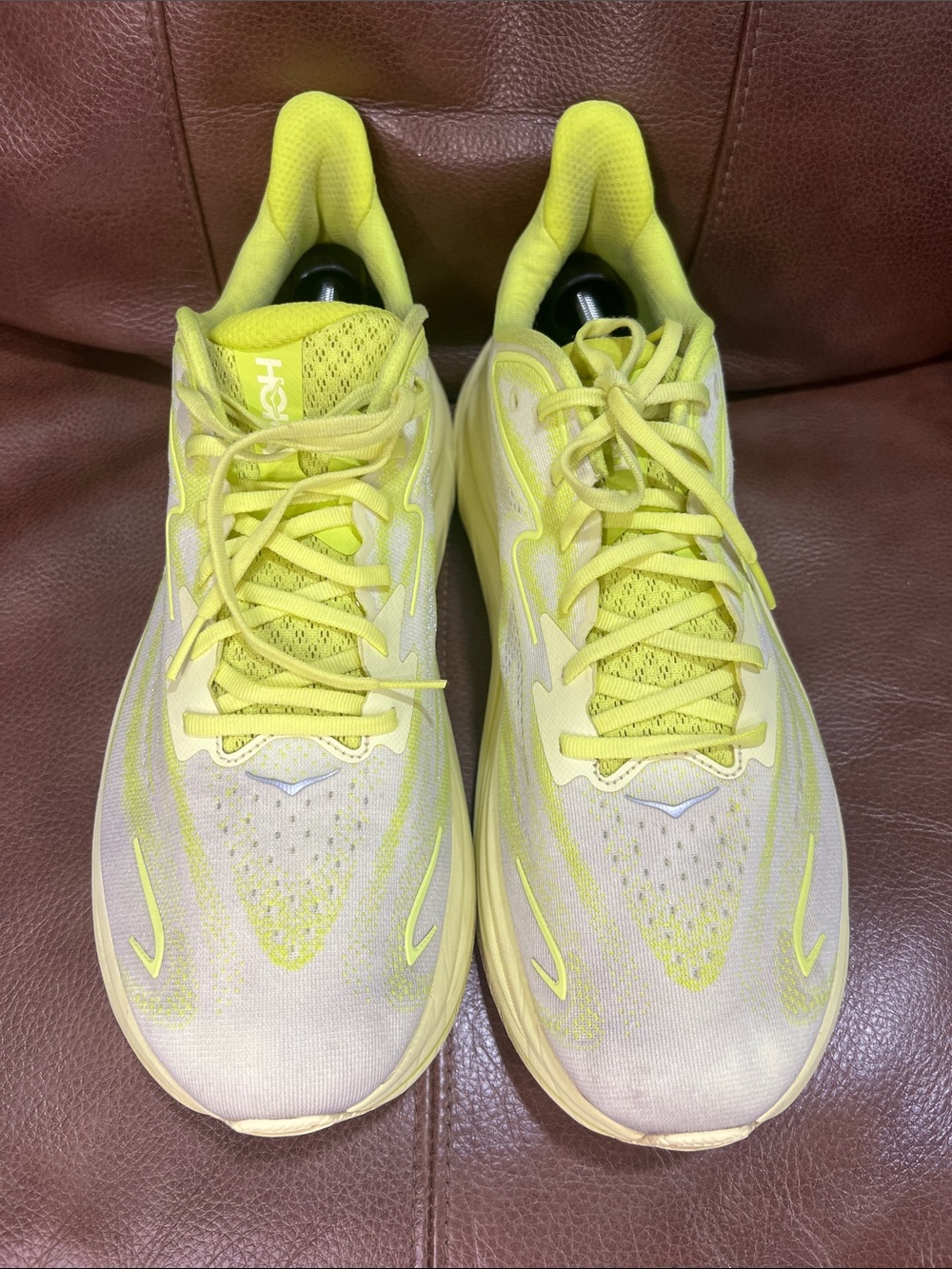 Hoka Clifton 10 Neon Yellow and Cream Road Running Shoes Size 14D - Picture 3 of 12